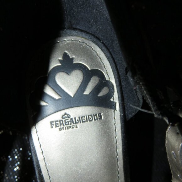 BOGO Fergalicious by Fergie Black Micro Suede & Satin Heels Pumps size 11 - Picture 15 of 15